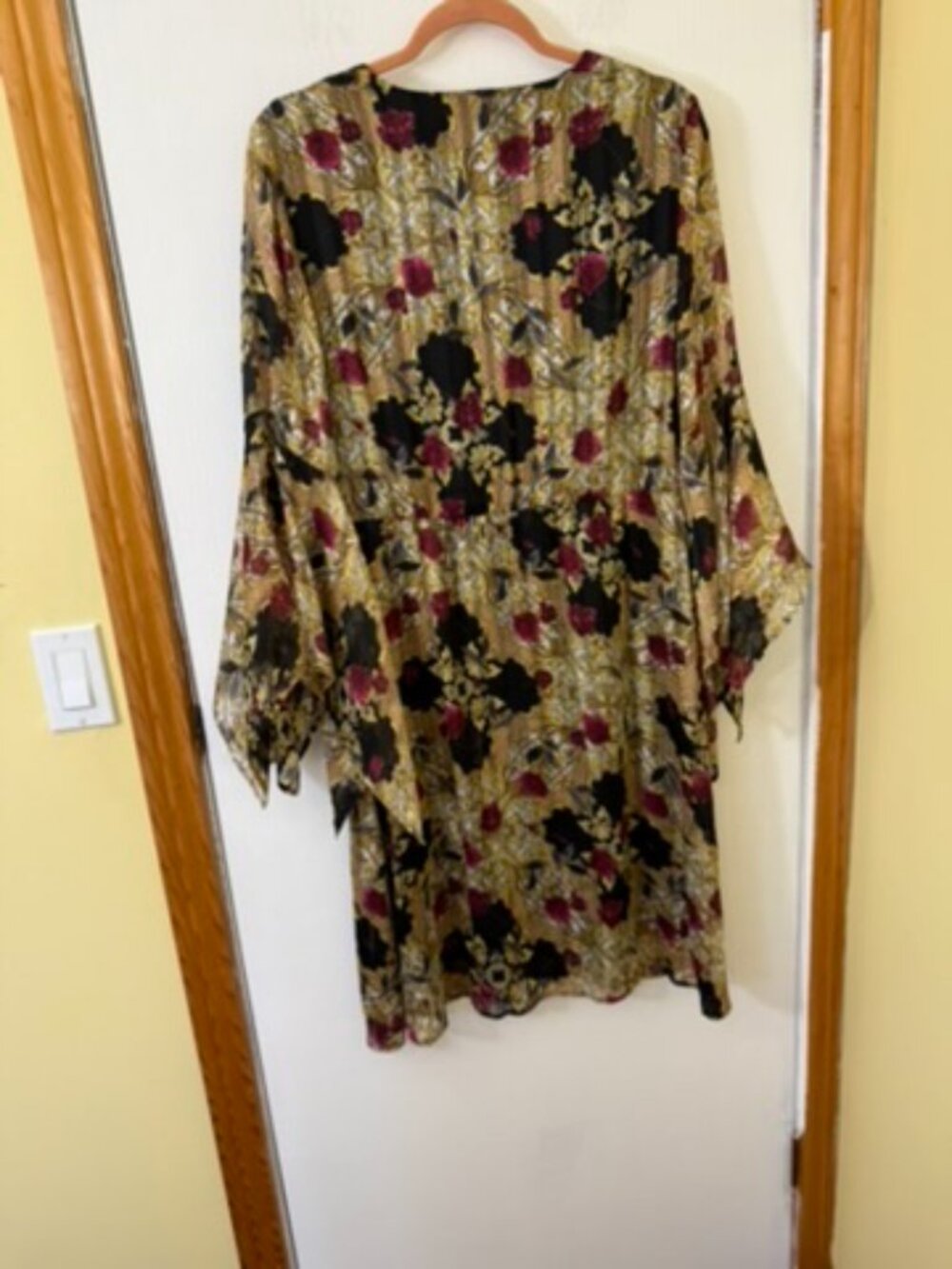 Melanie Lyne Baroque Rose Scarf Print Faux Wrap Dress Women's 8 - Picture 3 of 10